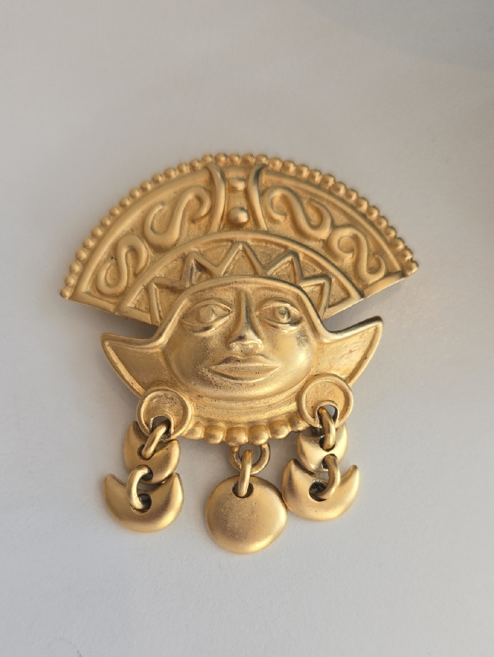 VTG Gold-tone Sunface Dangle Brooch